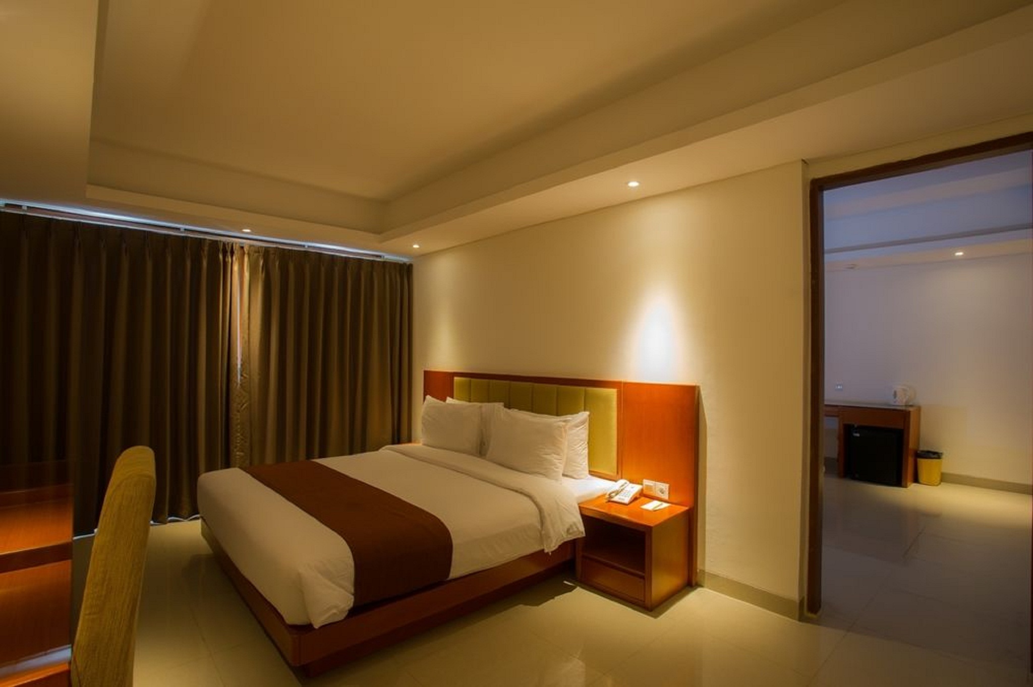 The Sun Hotel & Spa