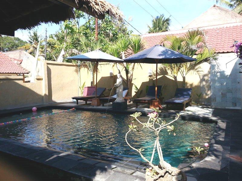 Adi Bungalow