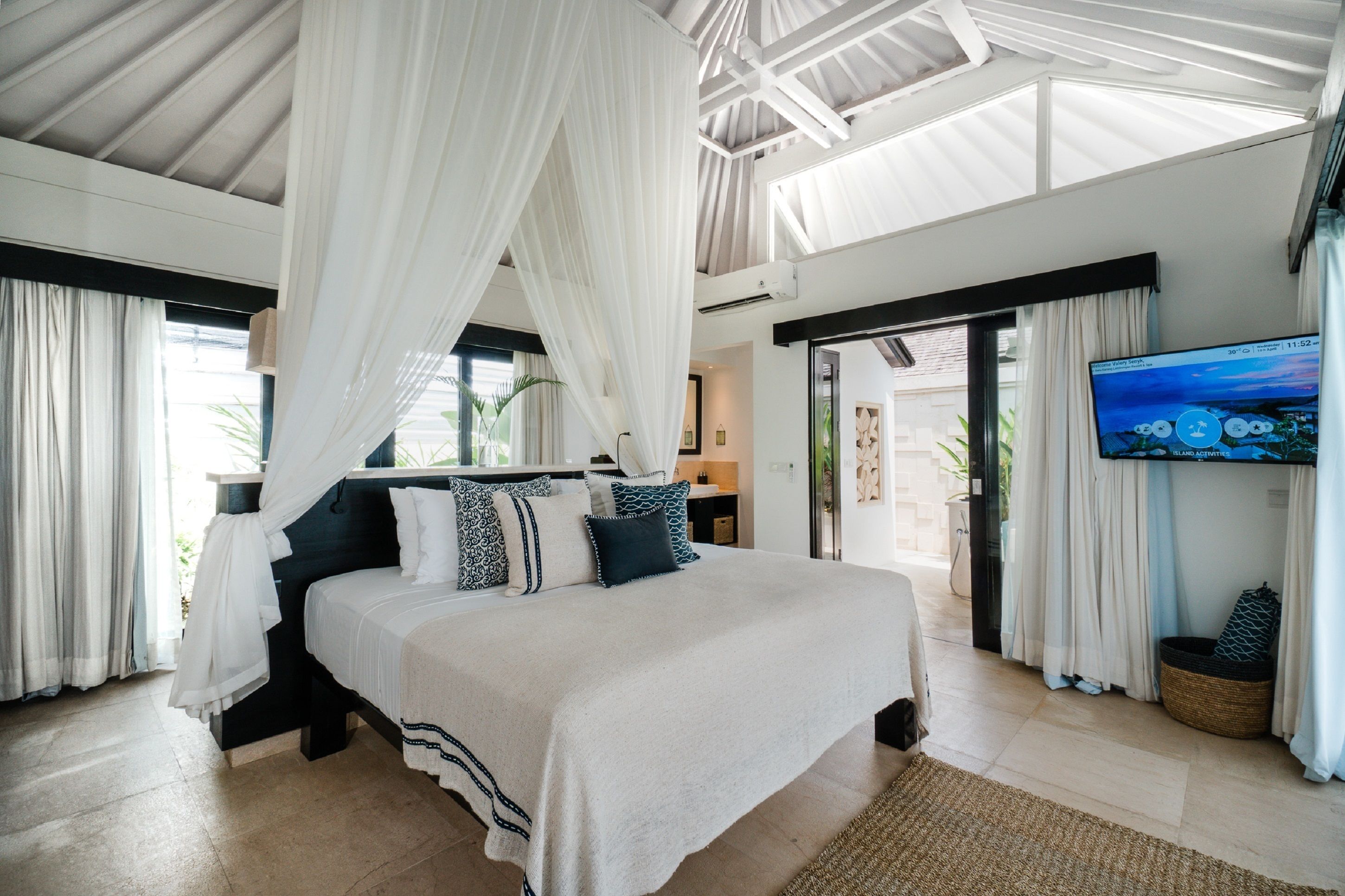 Batu Karang Lembongan Resort & Spa