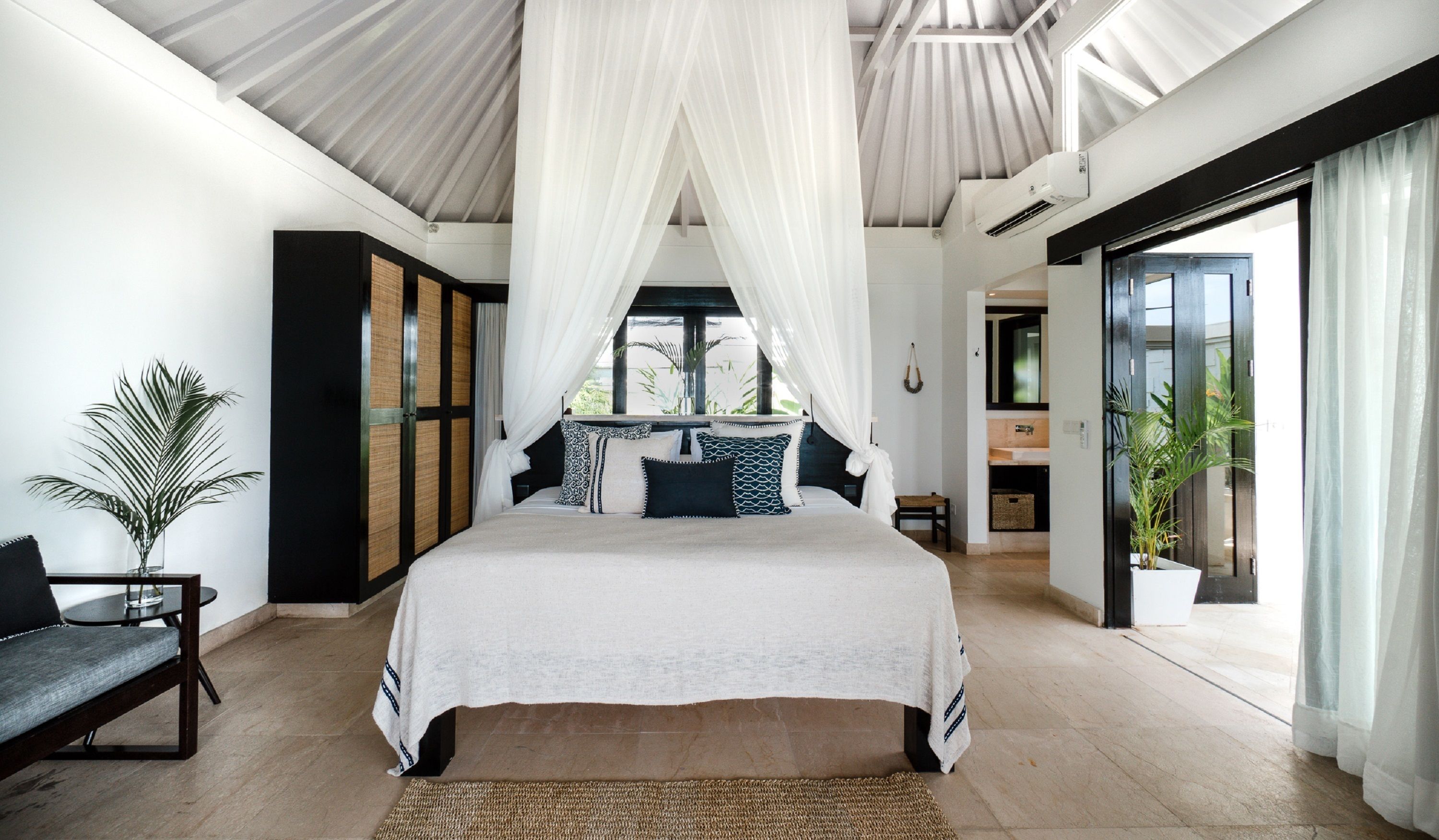 Batu Karang Lembongan Resort & Spa