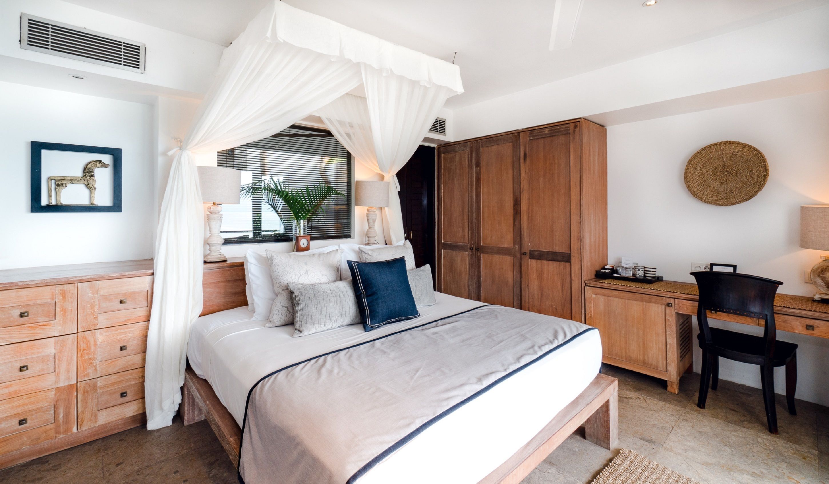 Batu Karang Lembongan Resort & Spa