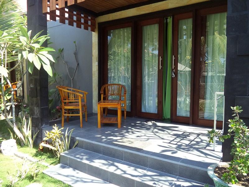 D And B Bungalow