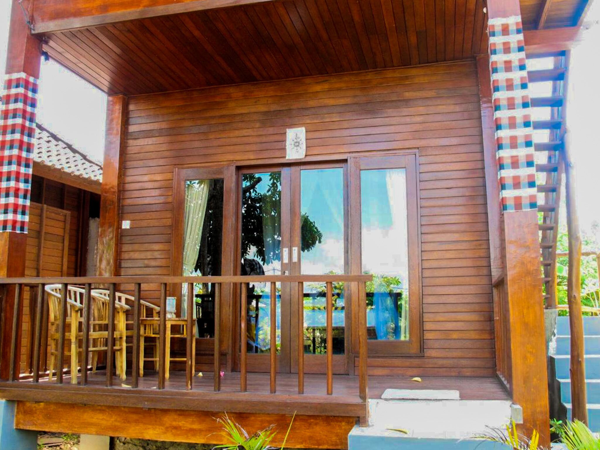Dimas Huts Lembongan