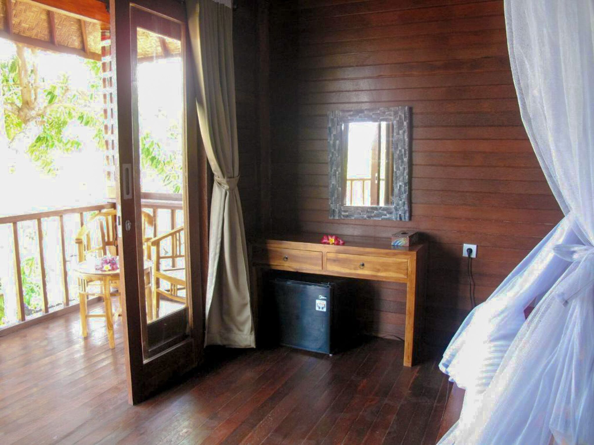 Dimas Huts Lembongan
