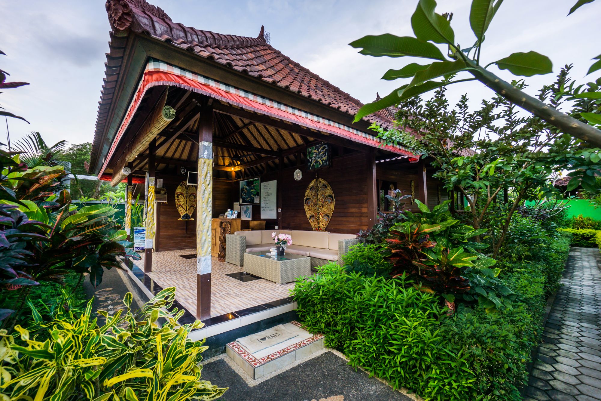 Laguna Reef Huts
