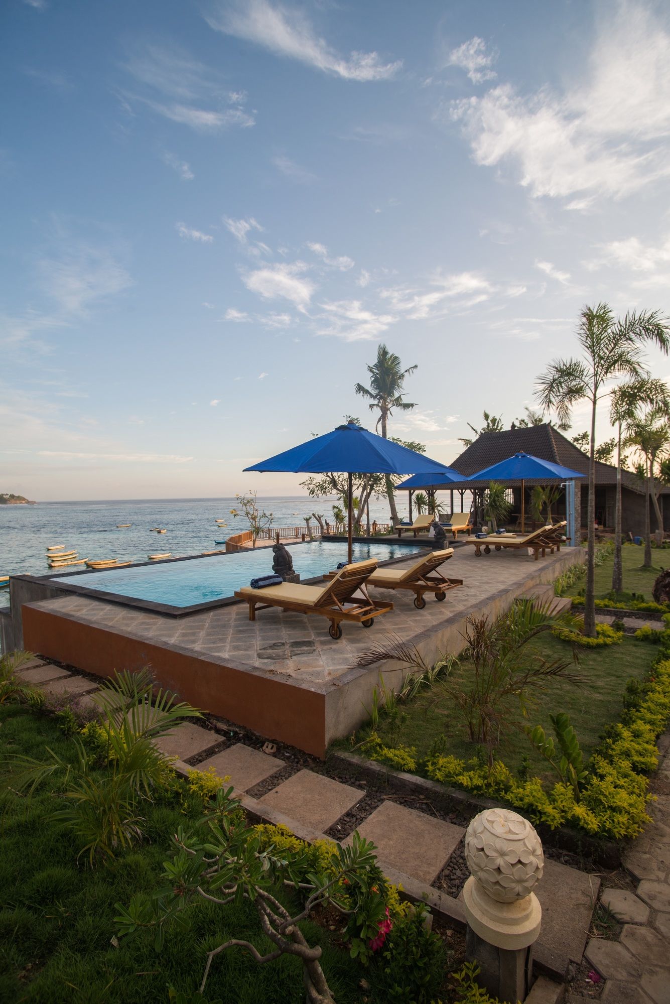 Laguna Reef Huts