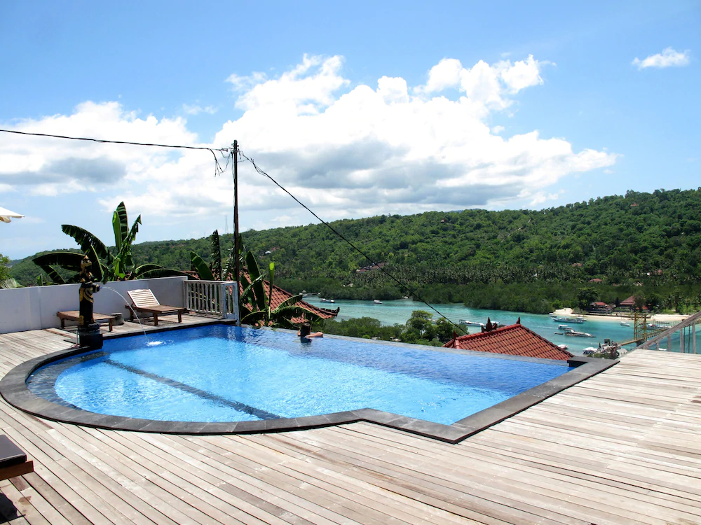 Lanussa Hill Villa