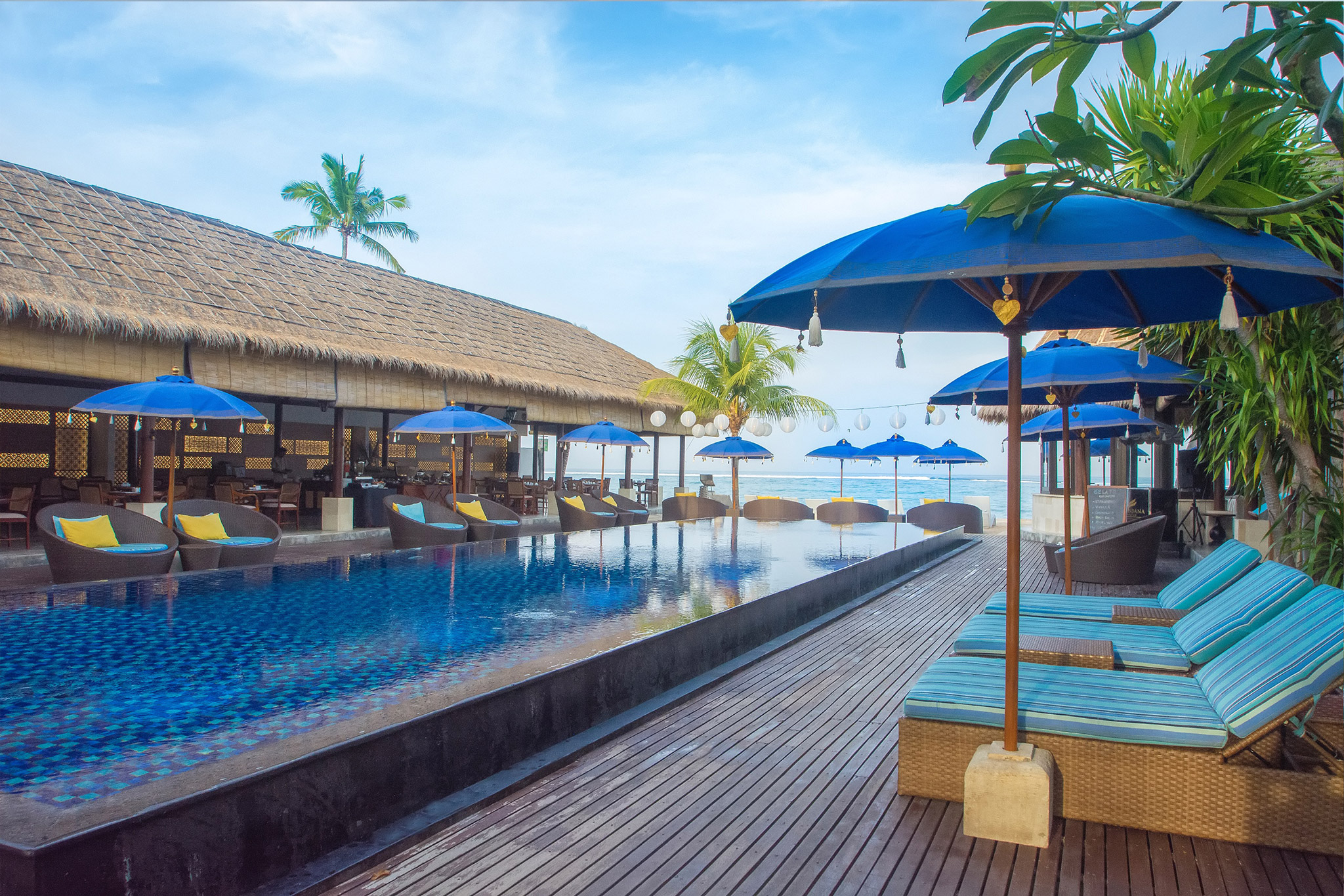 Lembongan Beach Club & Resort
