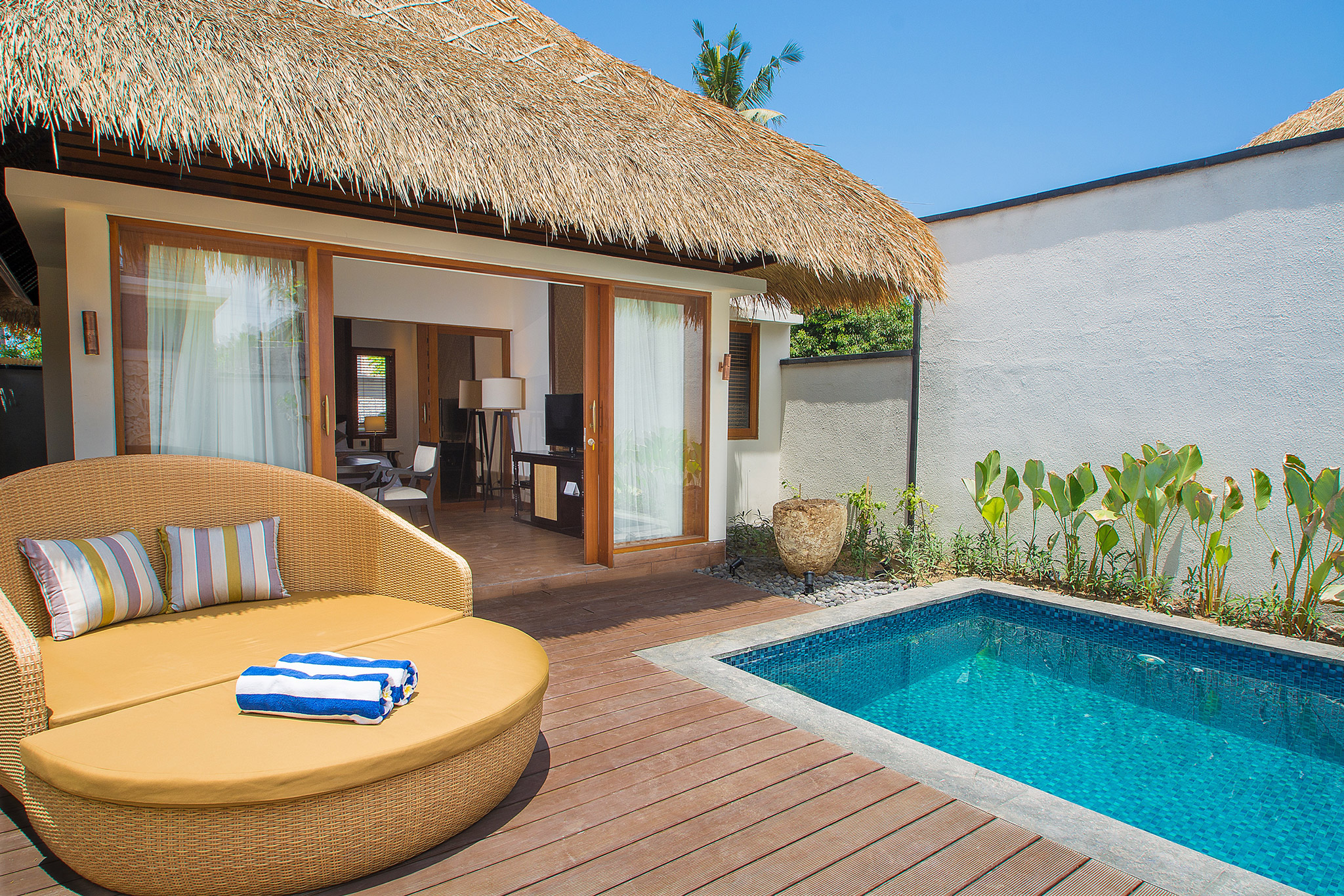 Lembongan Beach Club & Resort