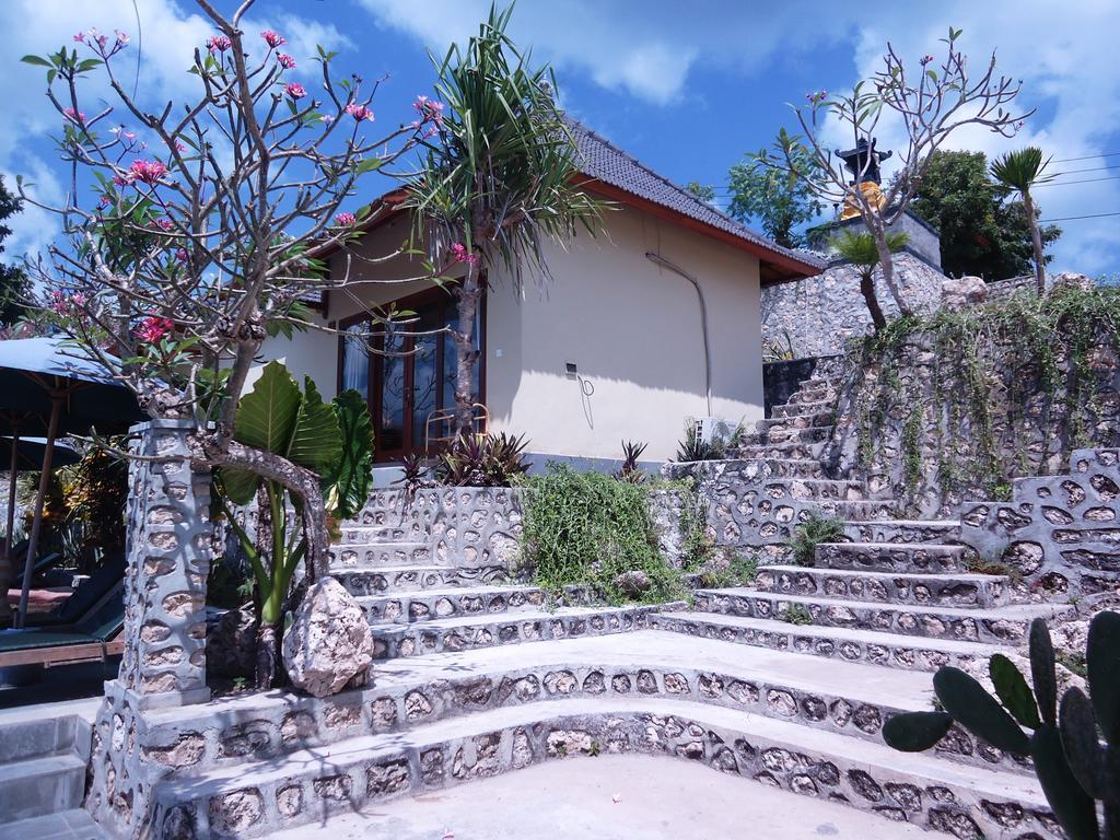 Lembongan Cliff Villas