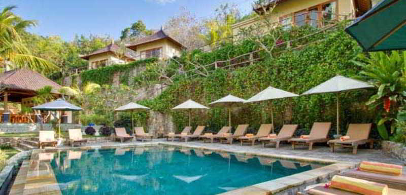 Lembongan Cliff Villas