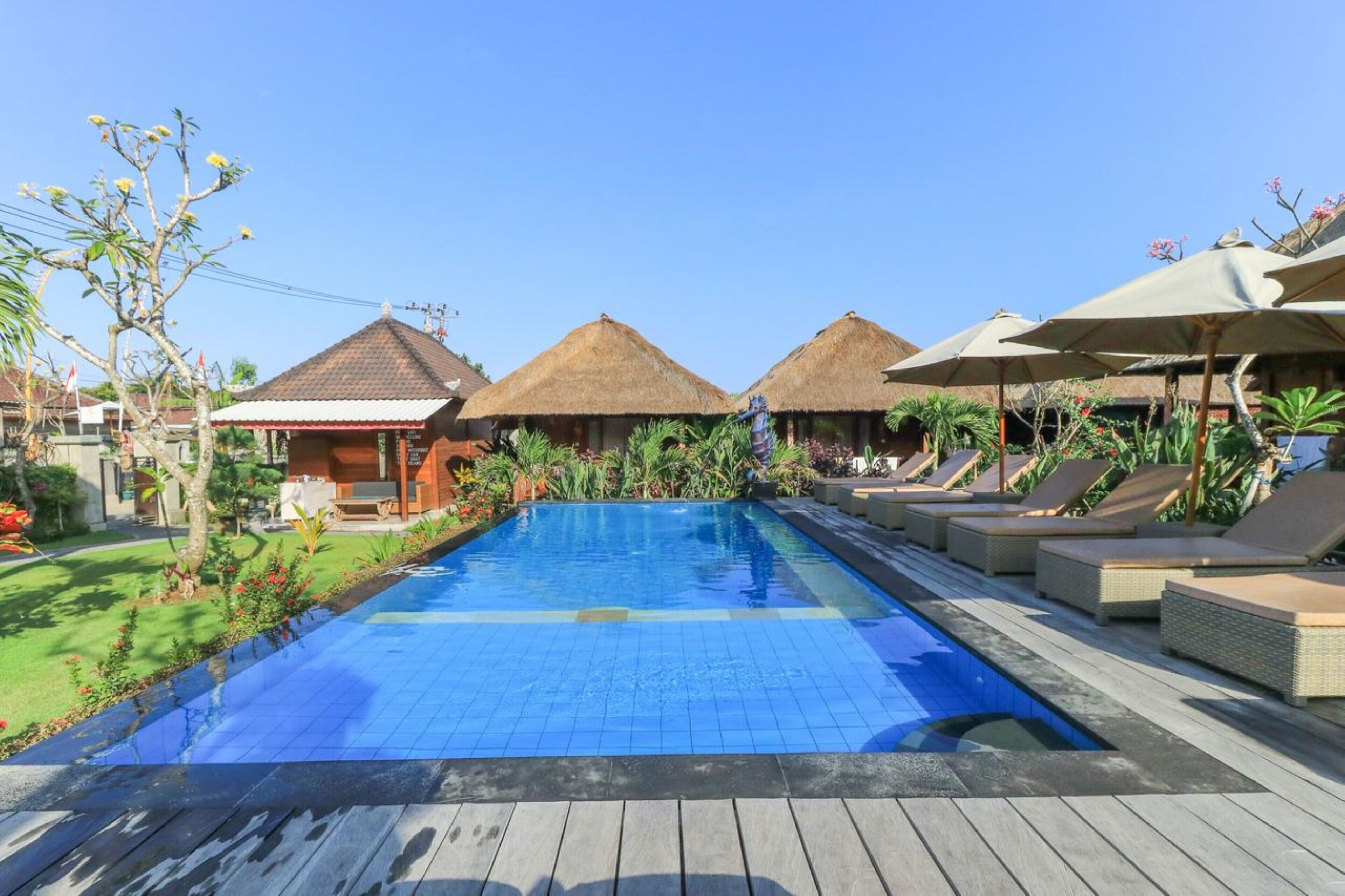 Lembongan Mantra Huts