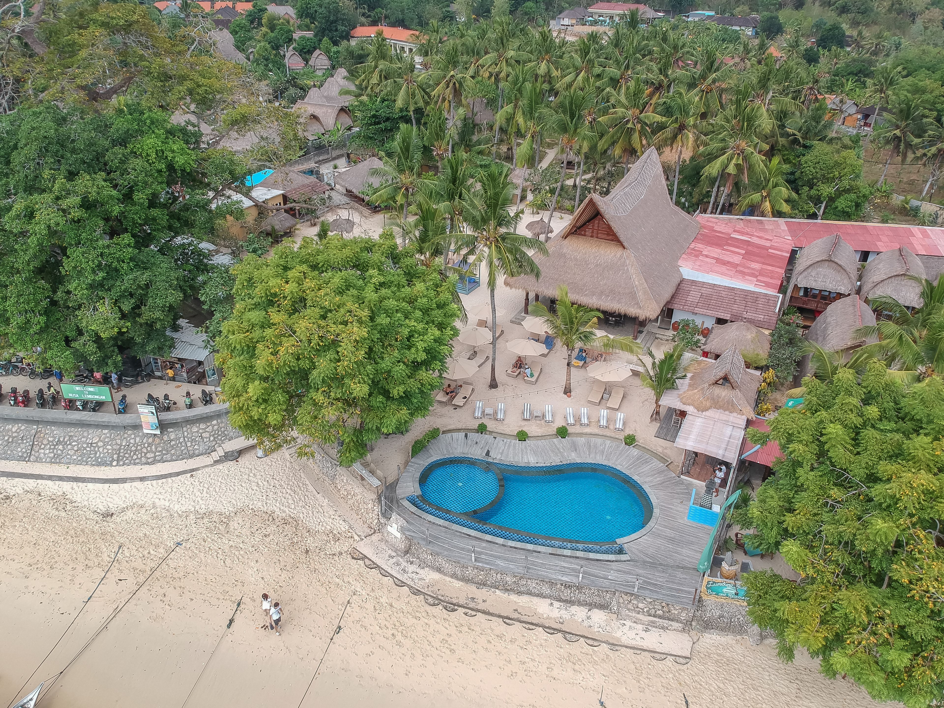 Le Nusa Beach Club