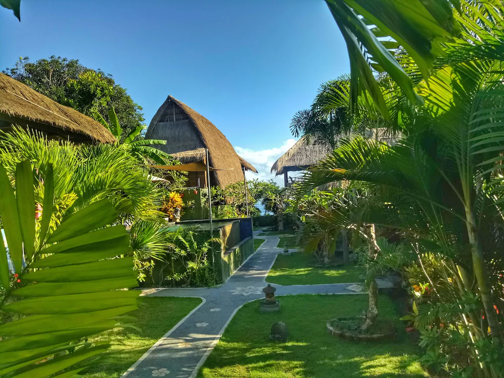 Naturale Huts & Villa's