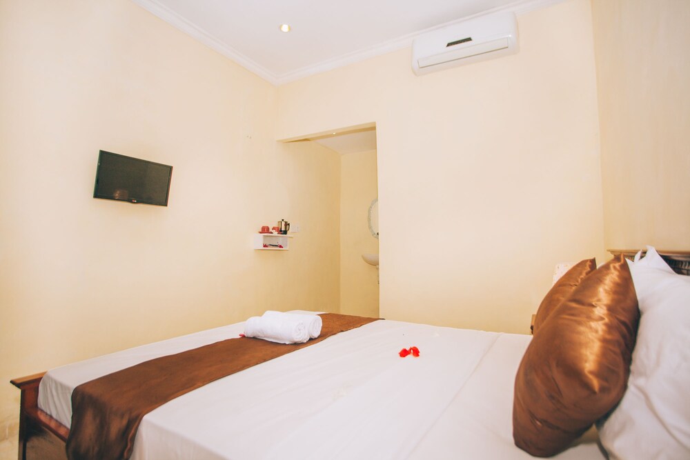 Nerima Huts Lembongan