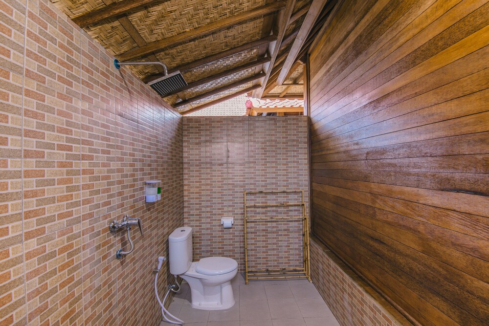 Nerima Huts Lembongan