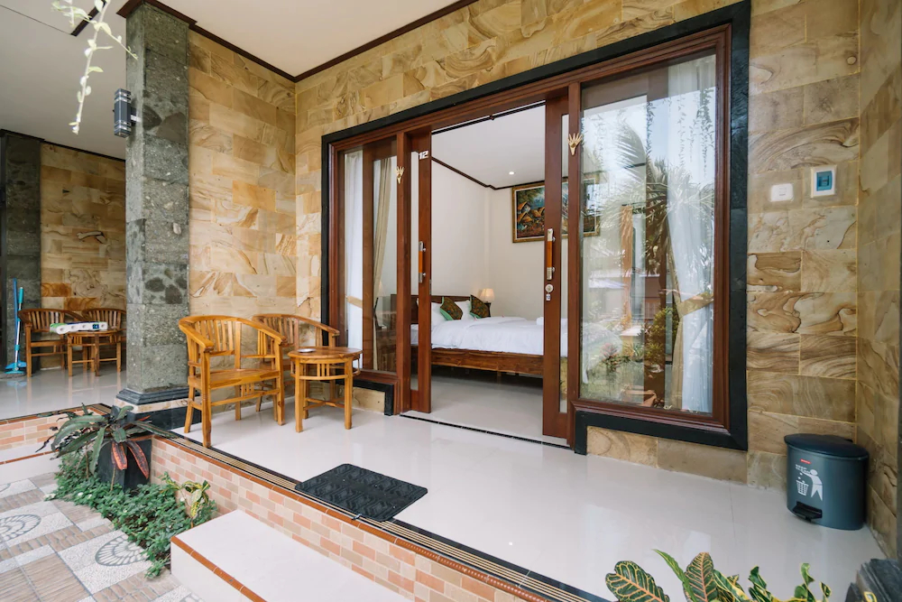 Sari Nusa Inn