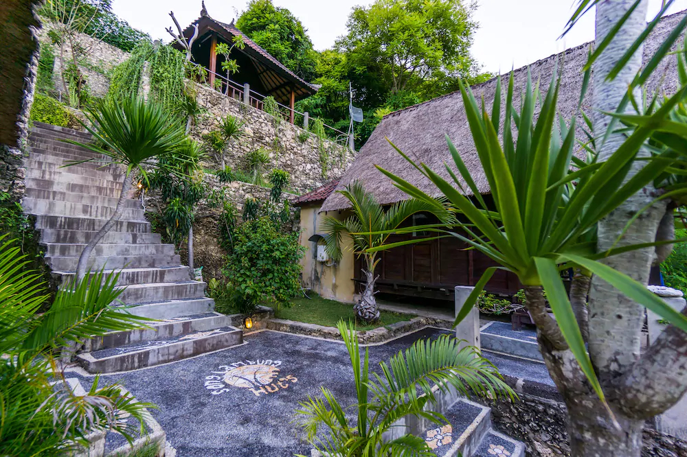 Song Lambung Beach Hut