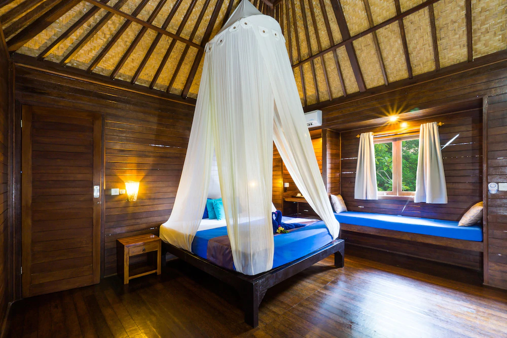 Song Lambung Beach Hut
