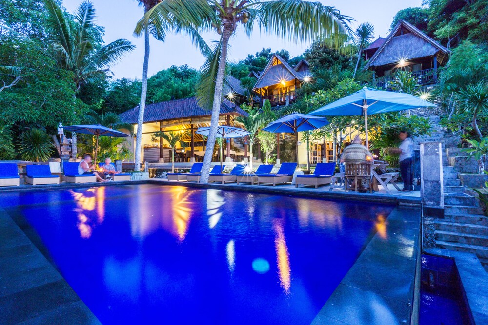 Song Lambung Beach Hut