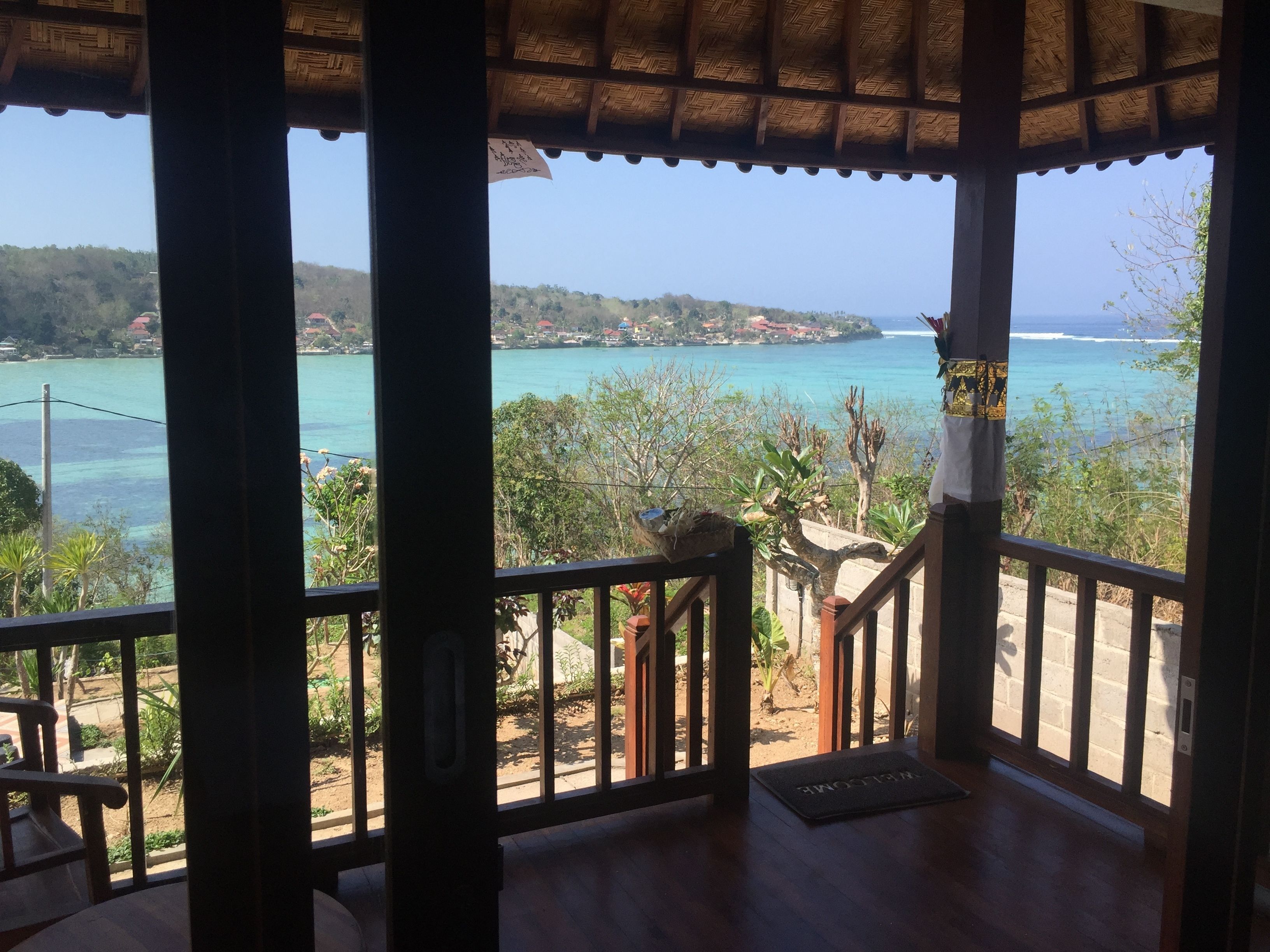 Sunday Huts Lembongan