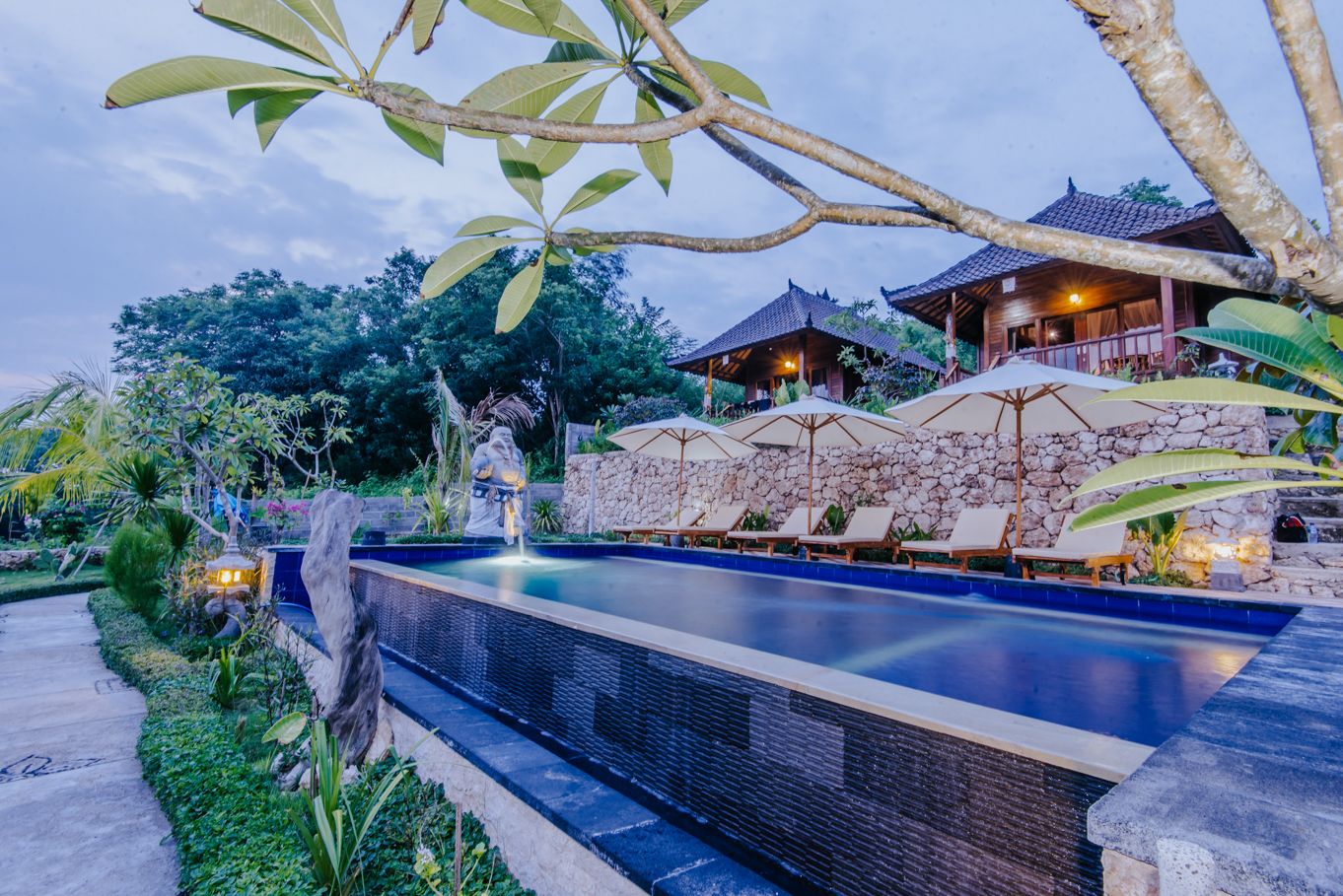 Sunday Huts Lembongan