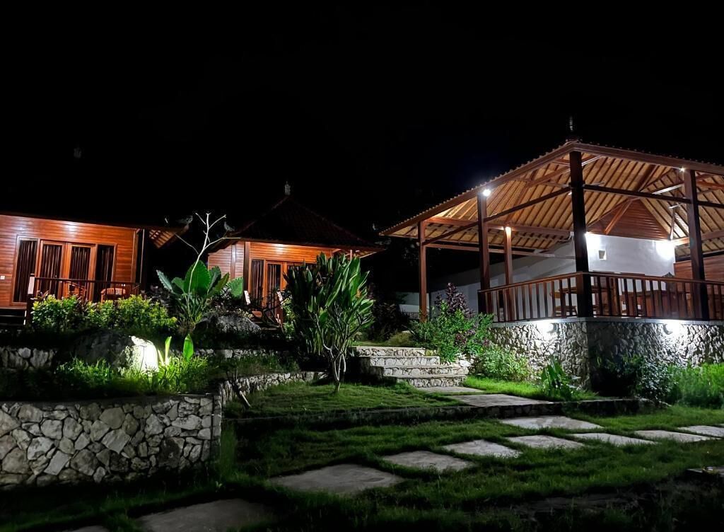 Sunset Hill Lembongan