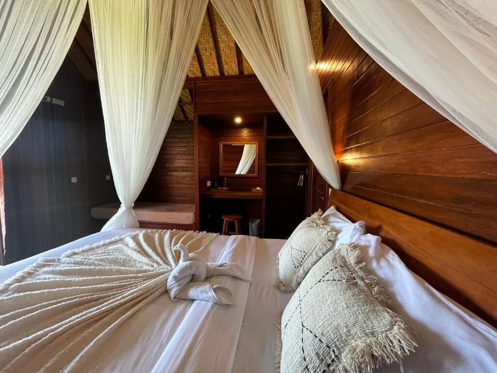 Sunset Hill Lembongan