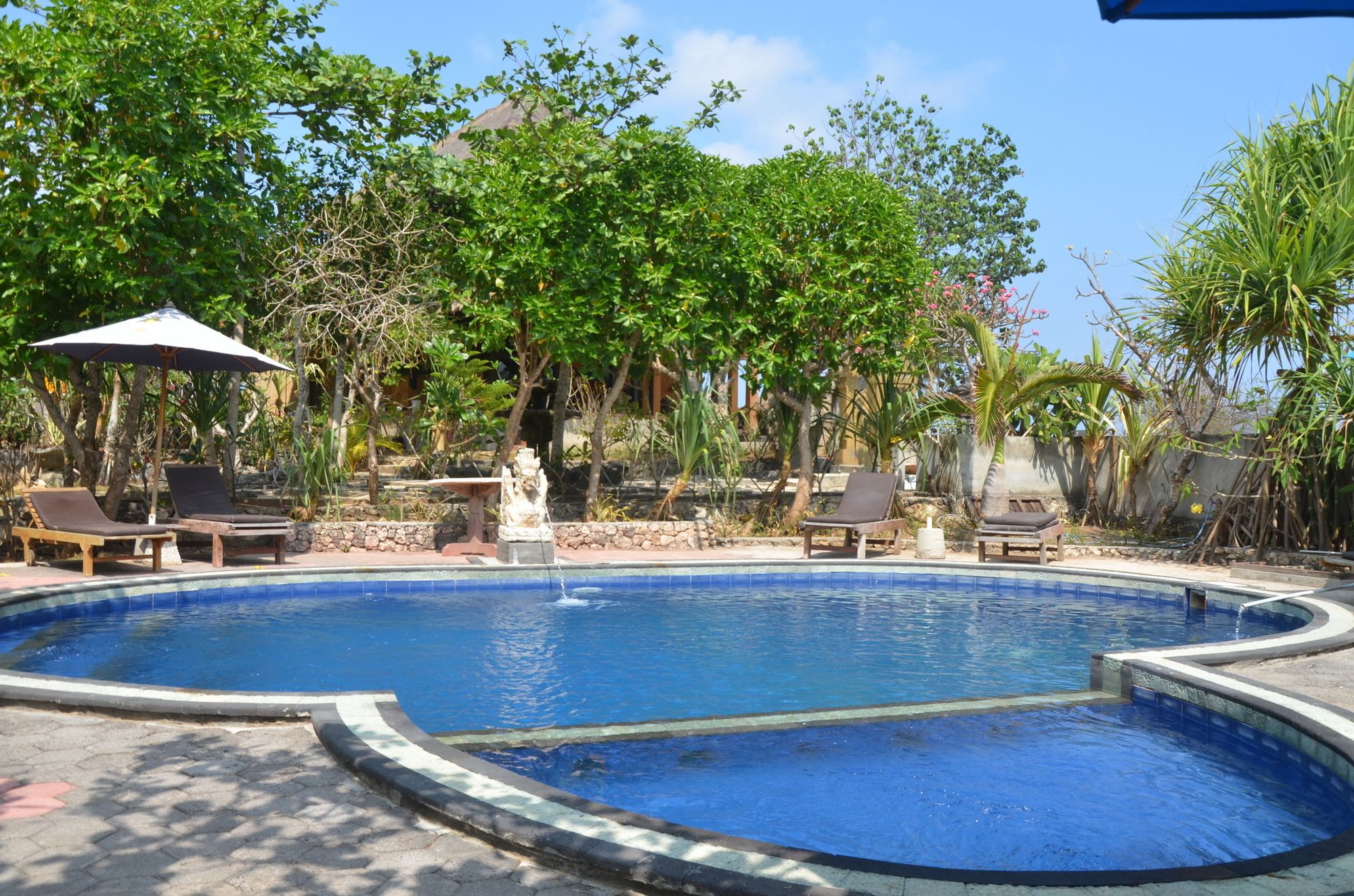 Sunset Villa & Café Lembongan