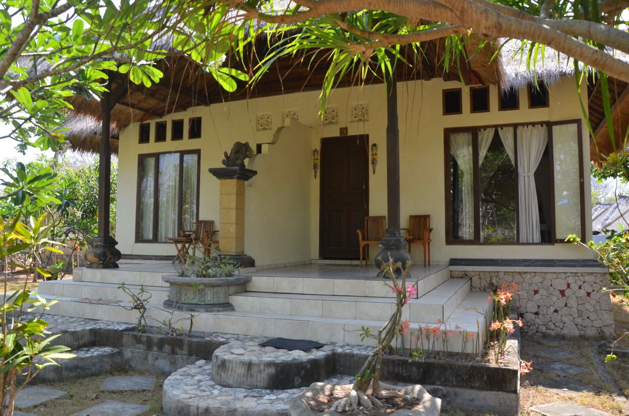 Sunset Villa & Café Lembongan