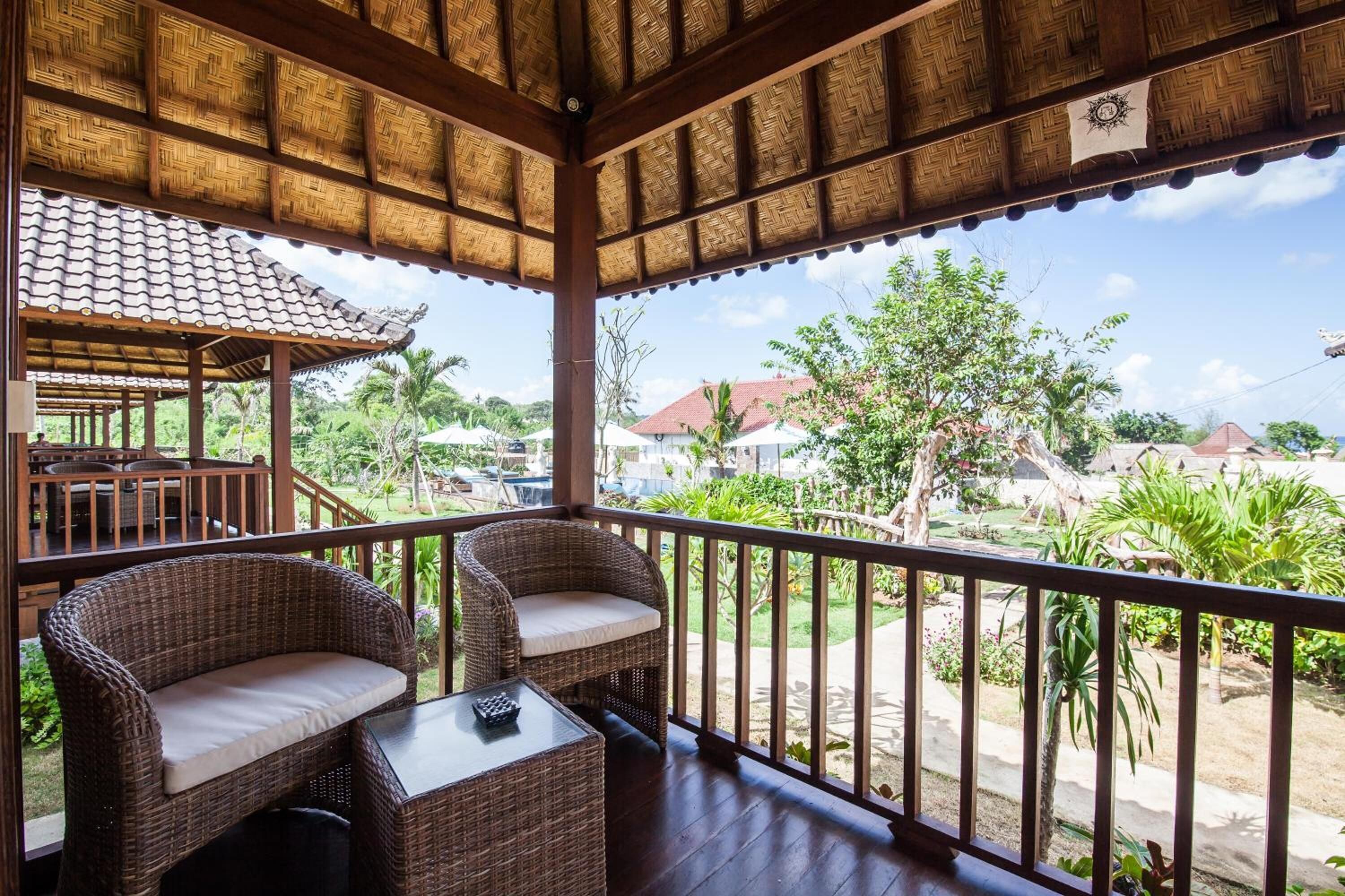 The Cubang Huts Lembongan