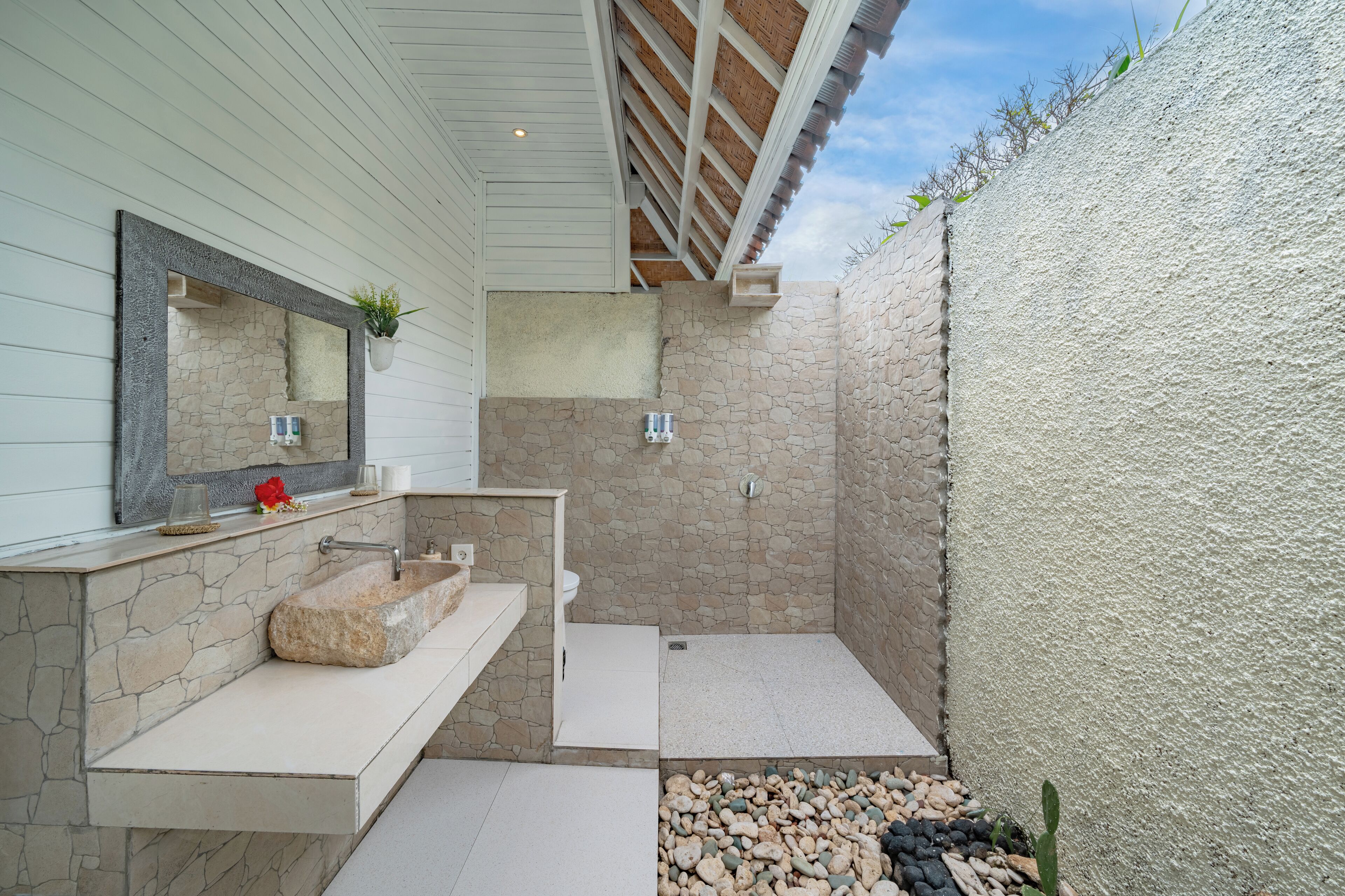 The Cubang Huts Lembongan