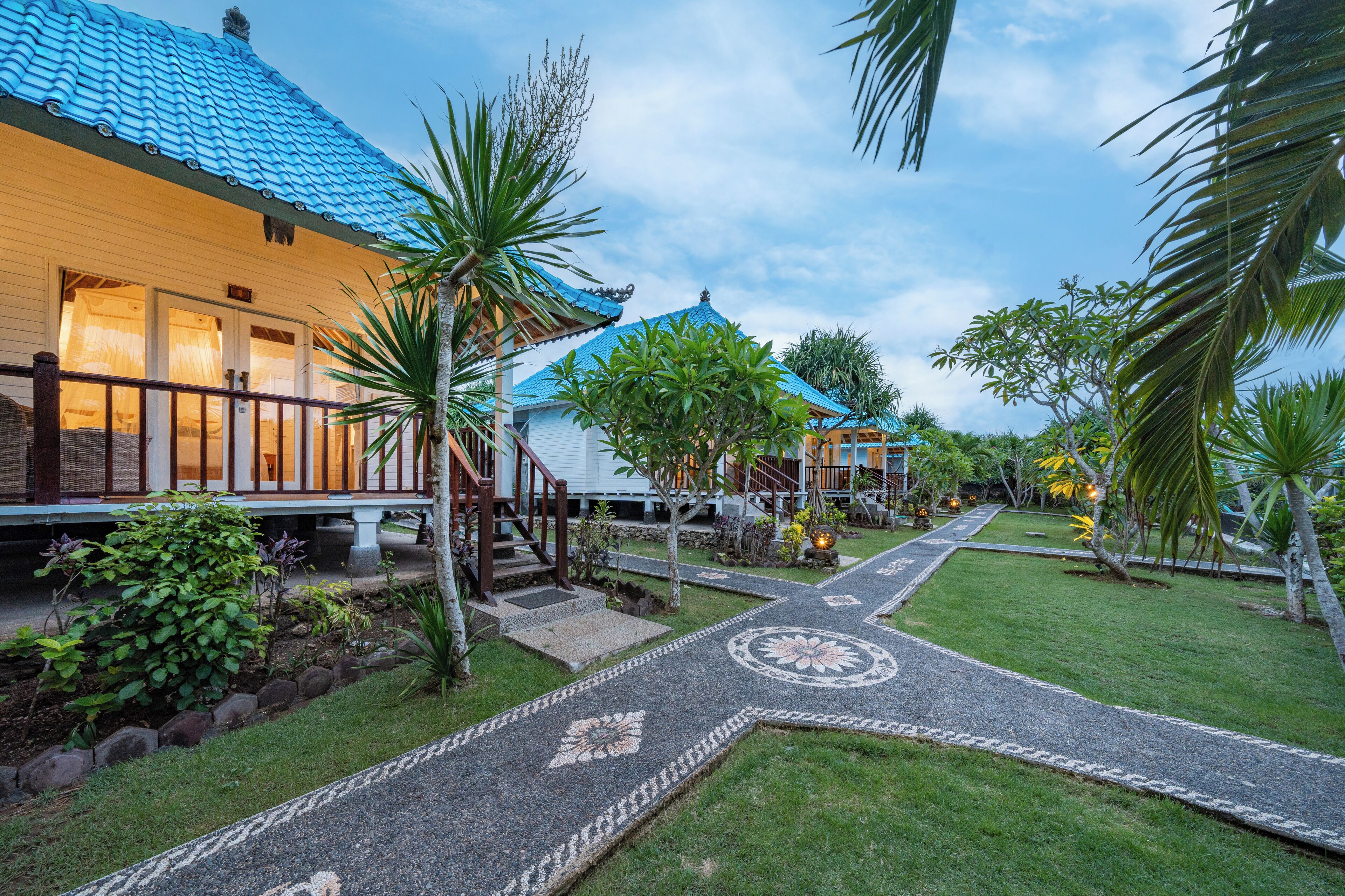 The Cubang Huts Lembongan