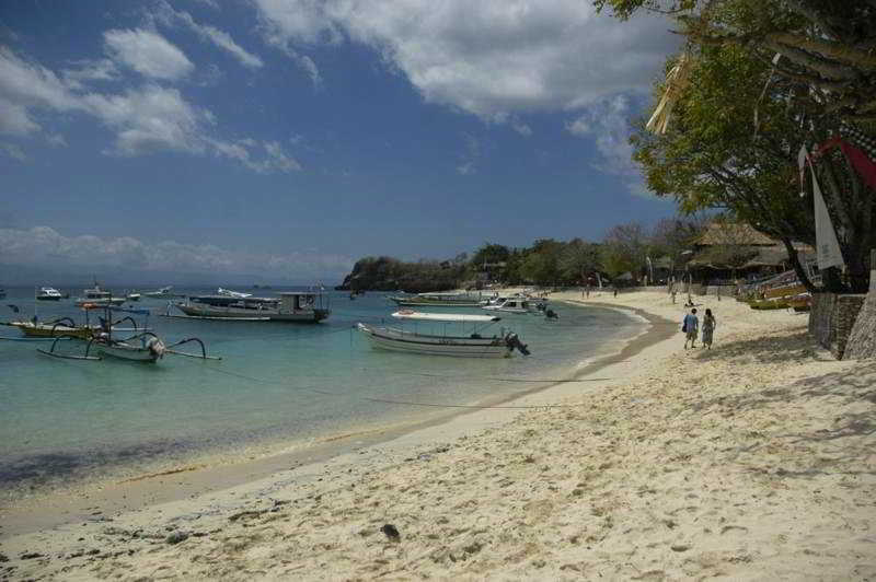 The Tanis Beach Resort Nusa Lembongan