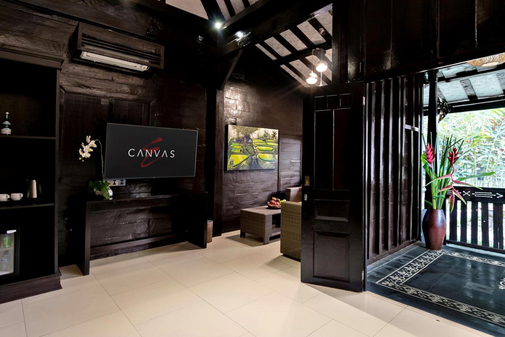 Canvas Escape