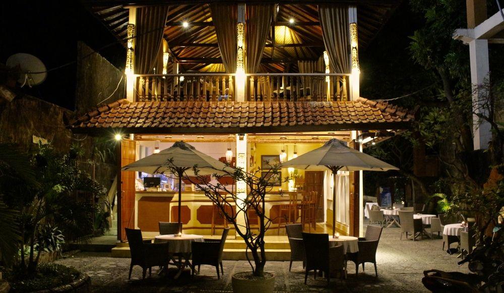 Chonos Hotel Lovina