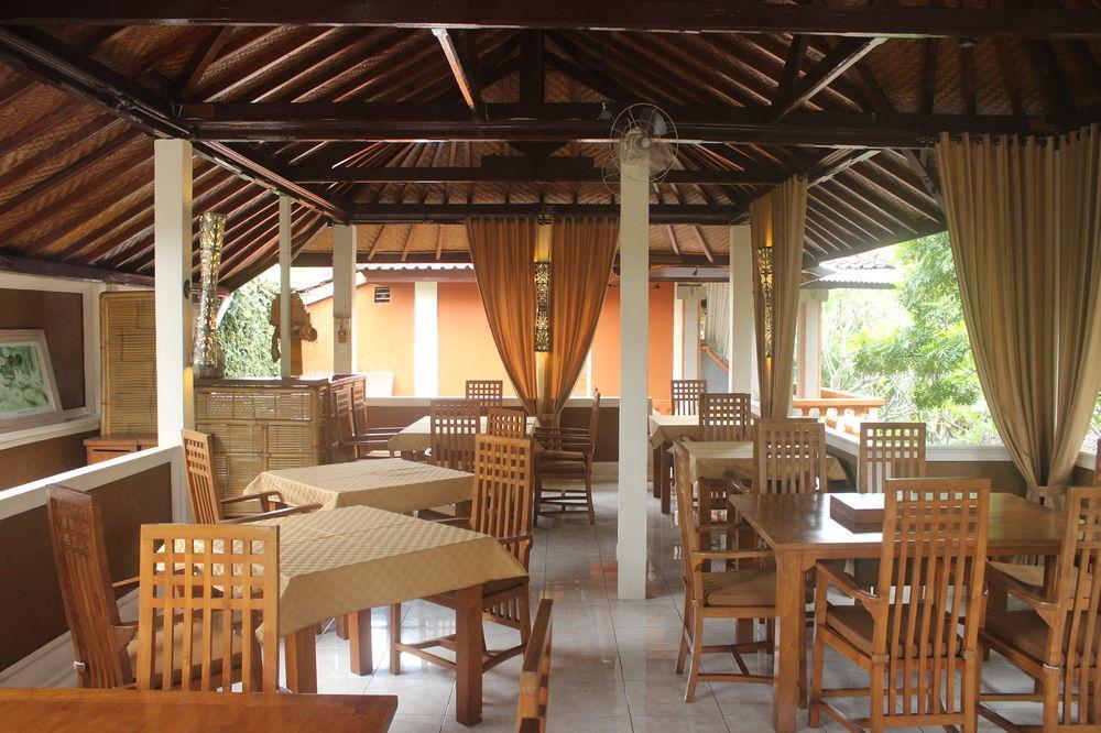 Chonos Hotel Lovina