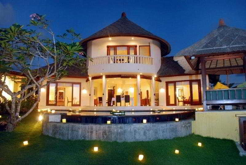 Frangipani Beach Hotel