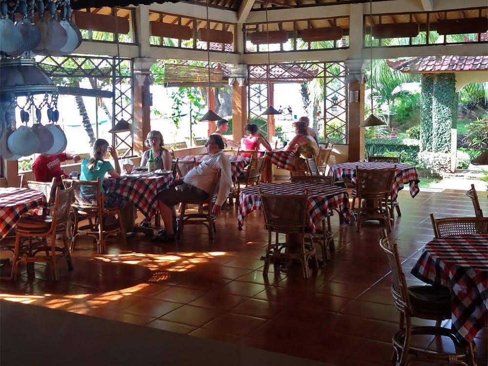 Lovina Beach Hotel