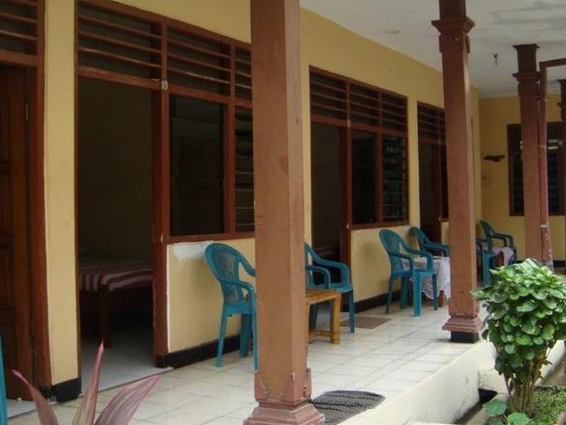 Perama Cottages