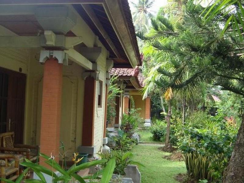 Perama Cottages