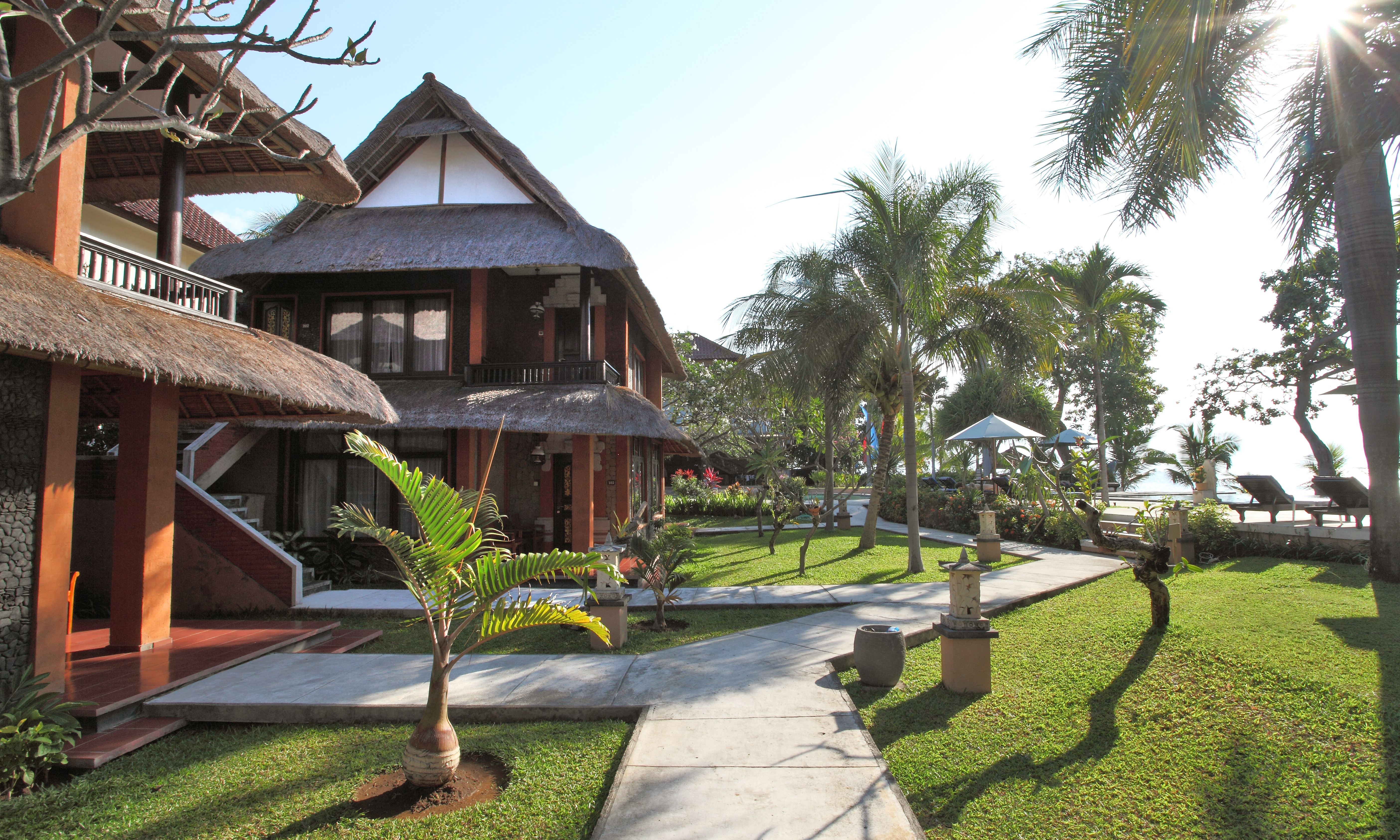 Puri Saron Baruna Beach Cottages