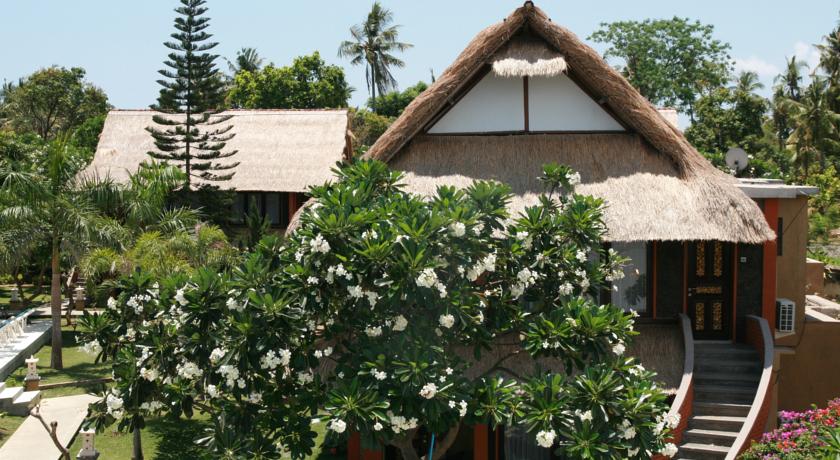 Puri Saron Baruna Beach Cottages