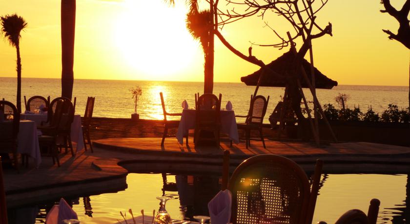 Puri Saron Baruna Beach Cottages