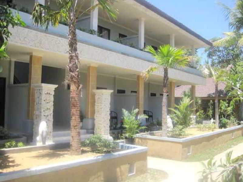 Puri Saron Baruna Beach Cottages