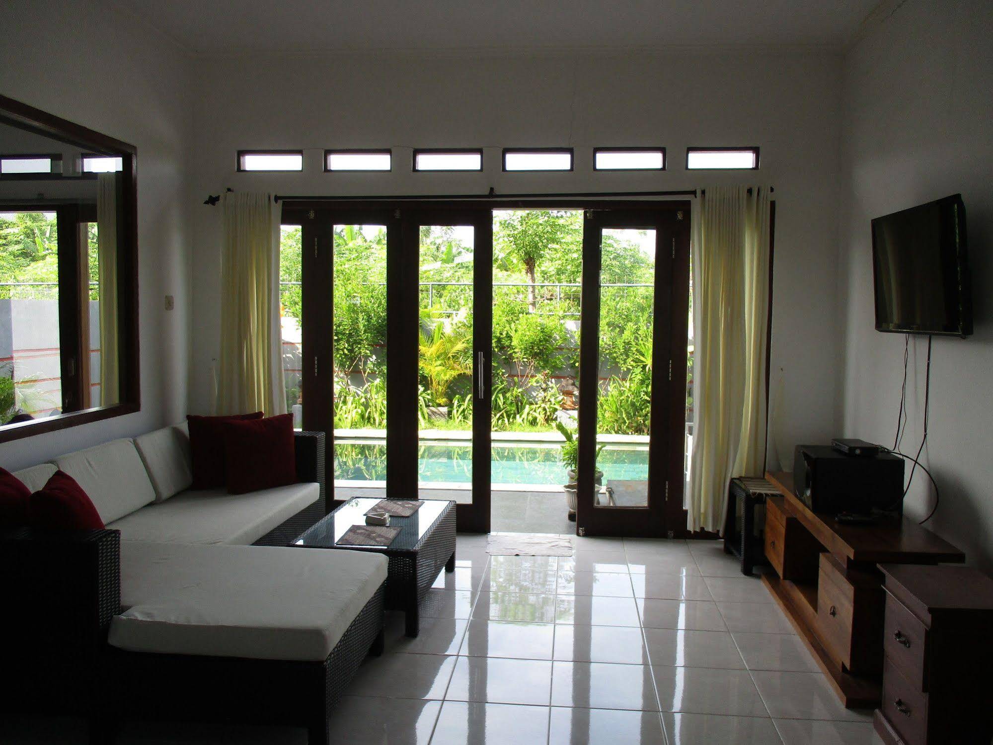 Villa Dencarik