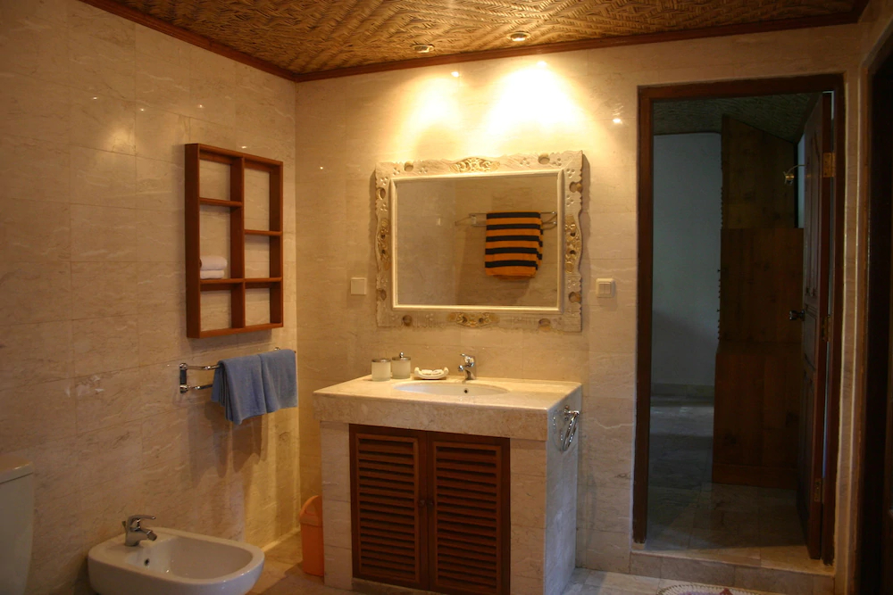Nusa Indah Bungalows & Villa