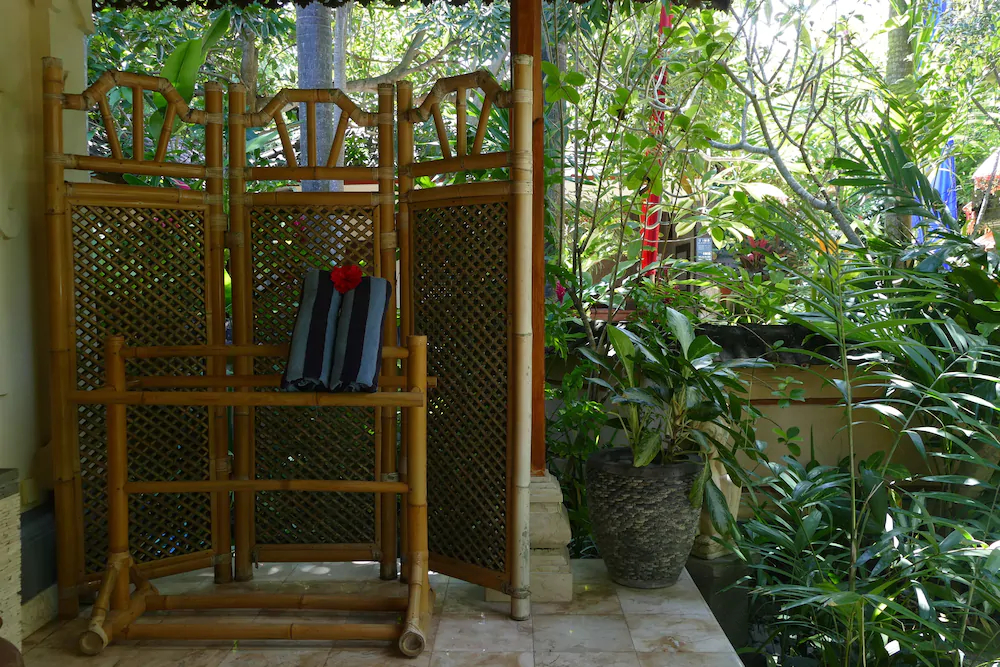 Nusa Indah Bungalows & Villa