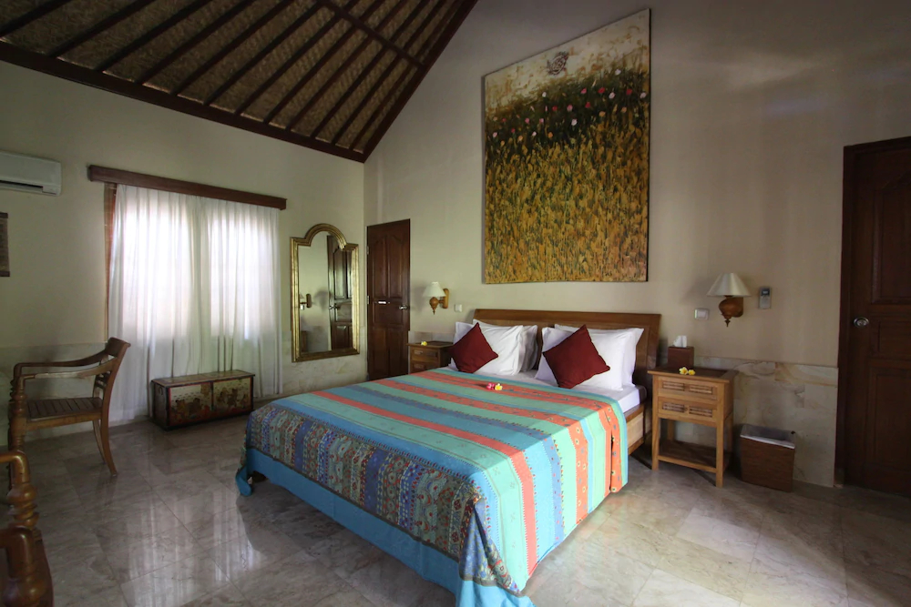 Nusa Indah Bungalows & Villa