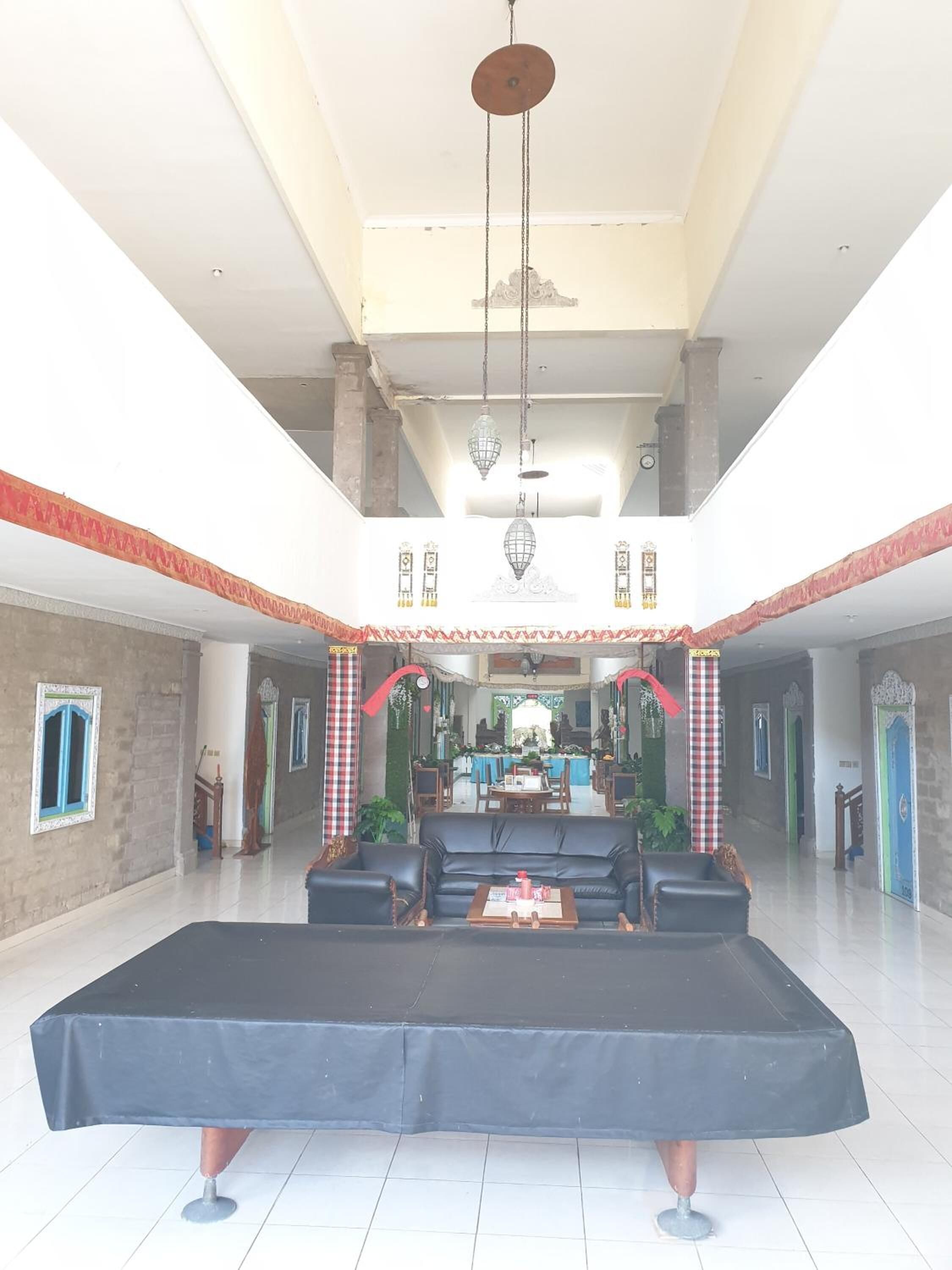 At The Beach Candidasa